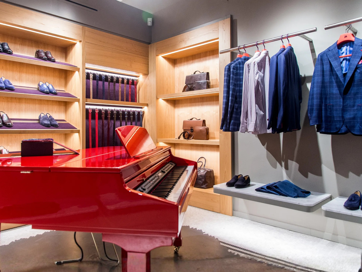 Isaia, Via Pietro Verri, Quadrilatero della Moda, Milan